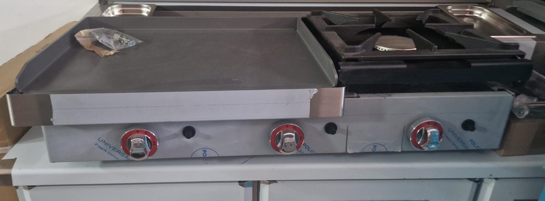 Plancha a gas 60 cm en acero laminado 6 mm + fogón 6 Kw ARILEX